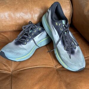 Mens Size 15- Brooks Ghost 15 Grey/oyster/cloud blue running shoe